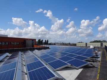 project-73-4 van 4 - Zonnepanelen op het dak.jpg